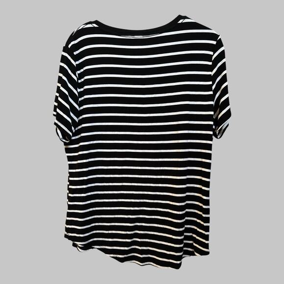 Old Navy Luxe Line Striped V Neck T Shirt Lightweight Ultra Soft Short Sleeve LG - Picture 2 of 8